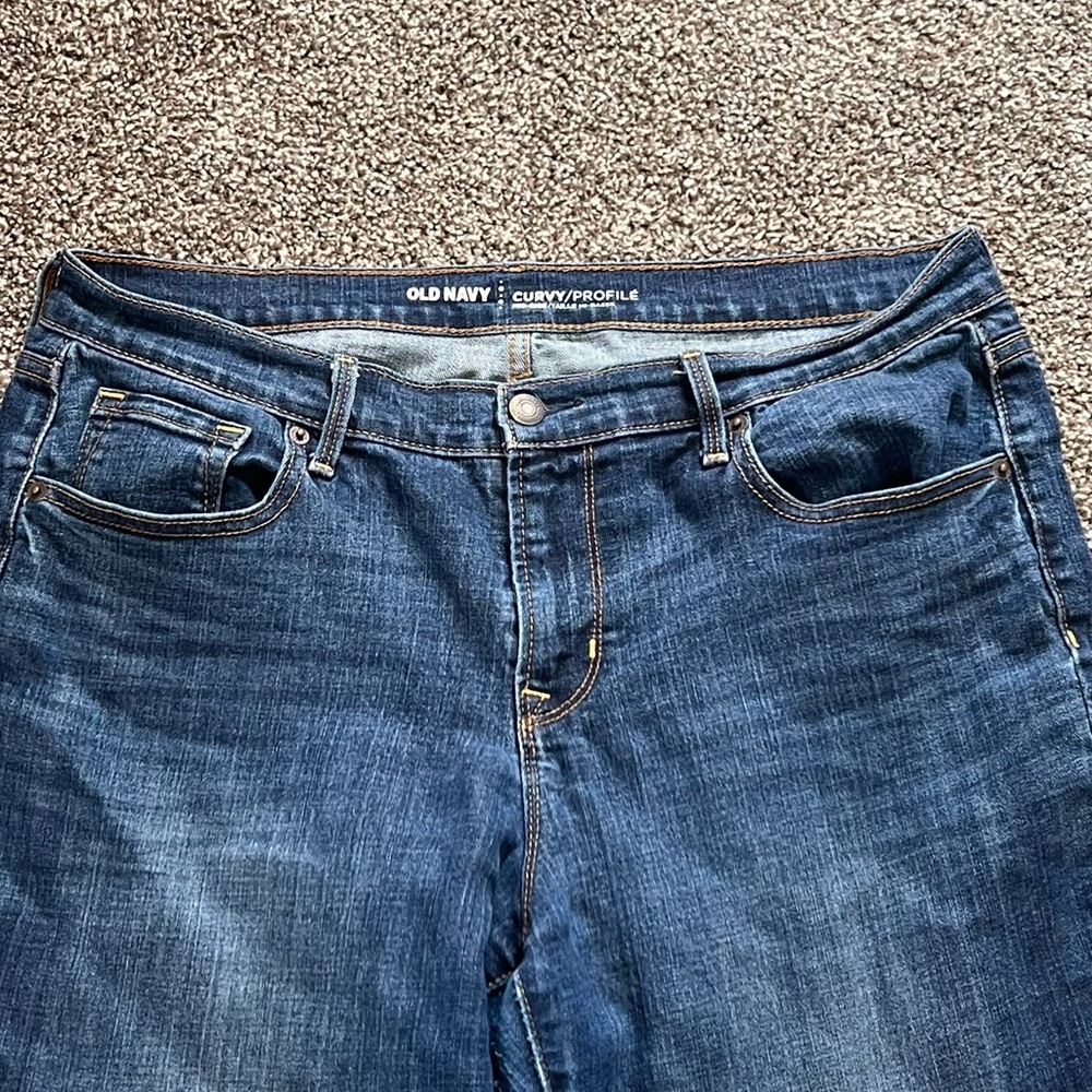 Old Navy Jeans - Picture 2 of 5